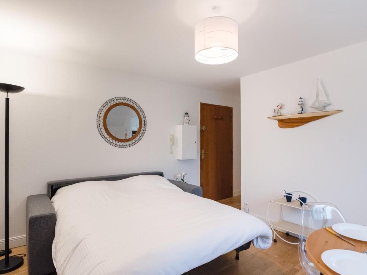 Apartment In A Residence By The Sea Port-en-Bessin-Huppain Buitenkant foto